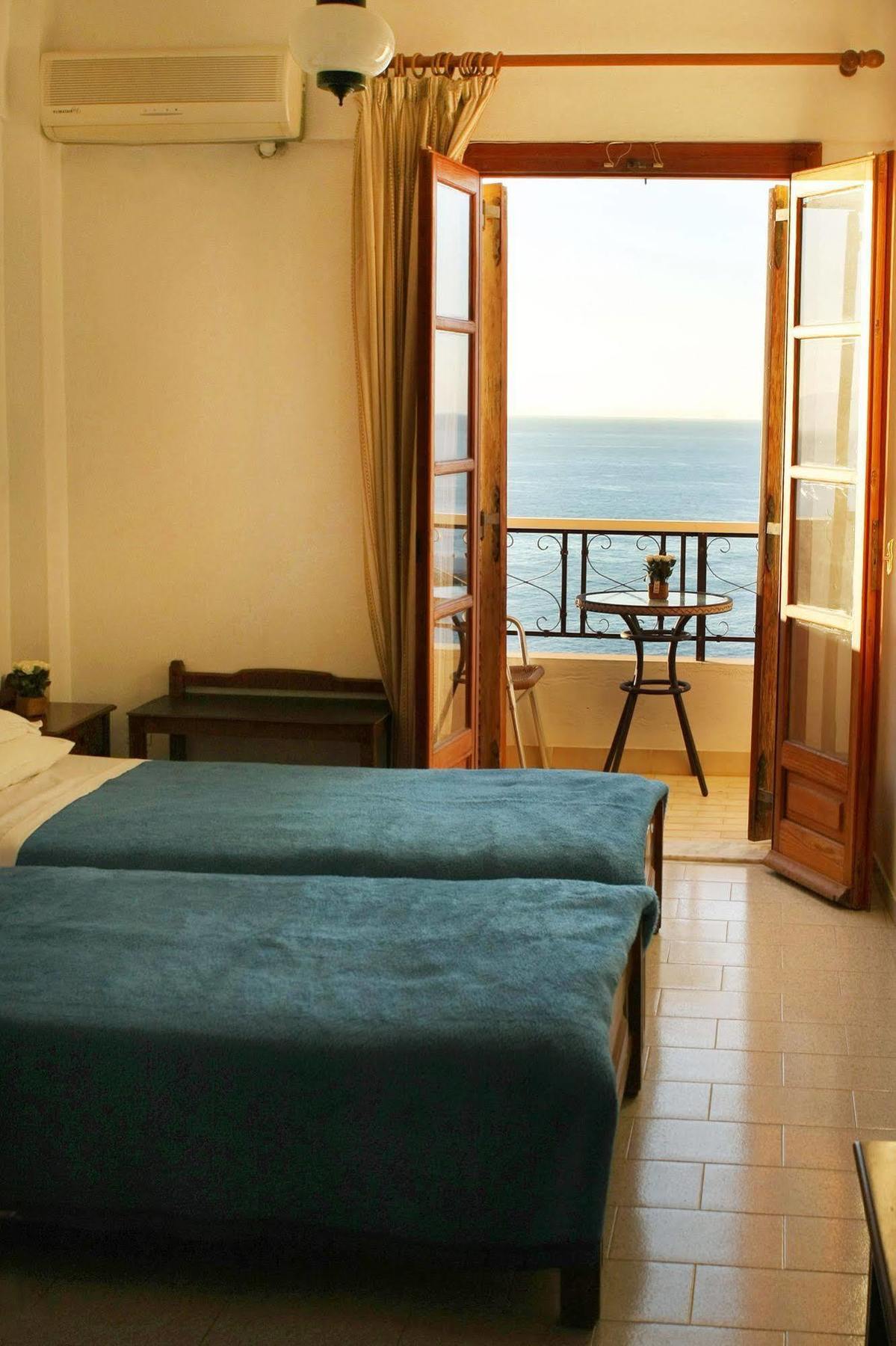 Hotel Kastro Ágios Kírykos Zewnętrze zdjęcie